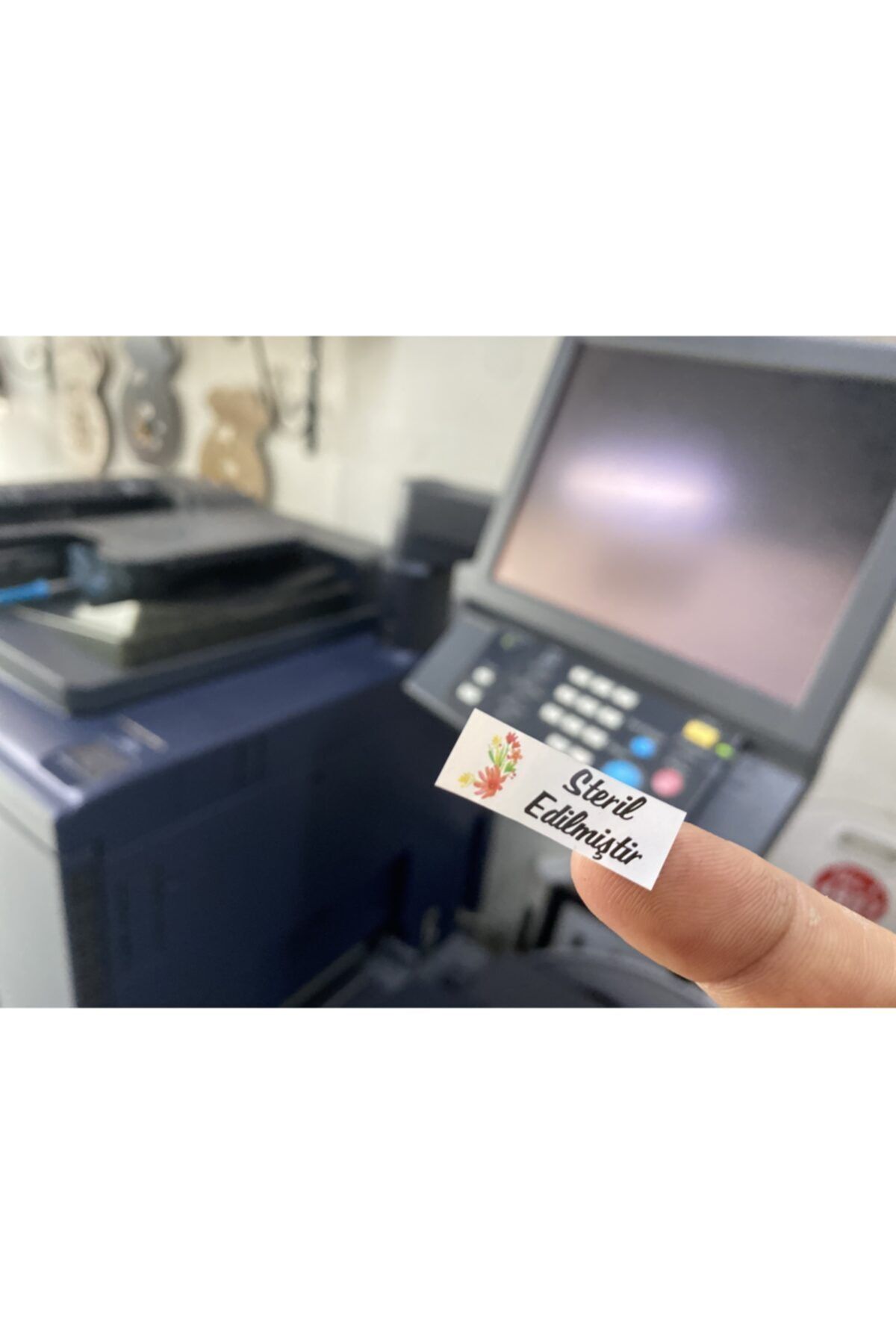 Steril Edilmiştir - Suya Dayanıklı Opak Etiket Sticker 380 Adet (1X3 CM)