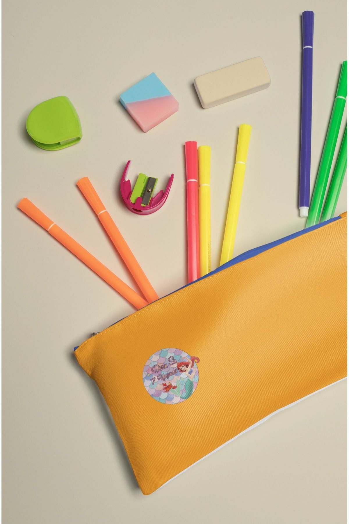 Deniz Kızı Doğum Günü Etiket 3cm - 100 Adet Opak Sticker