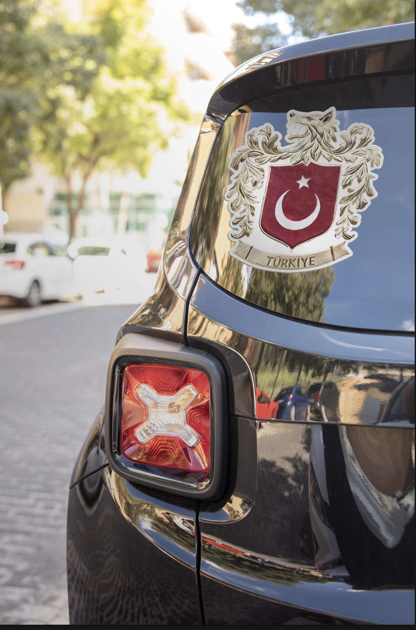 Bozkurtlu Milli Takım Logosu Beyaz Zemin Özel Kesim - 4 Adet Opak Folyo Sticker
