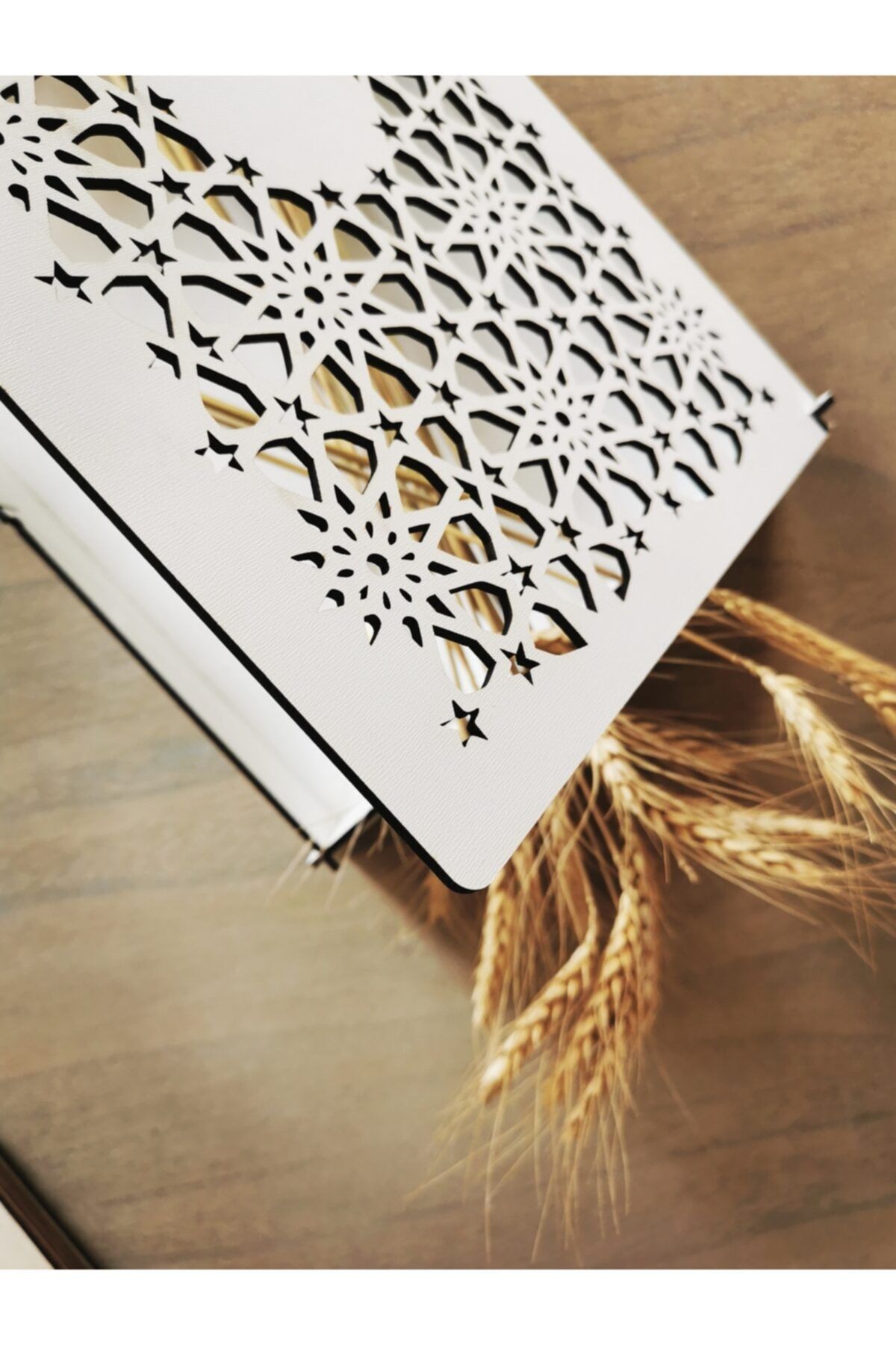 Selçuklu Motifli Çikolata Kutusu Beyaz Mdf  200x296x30